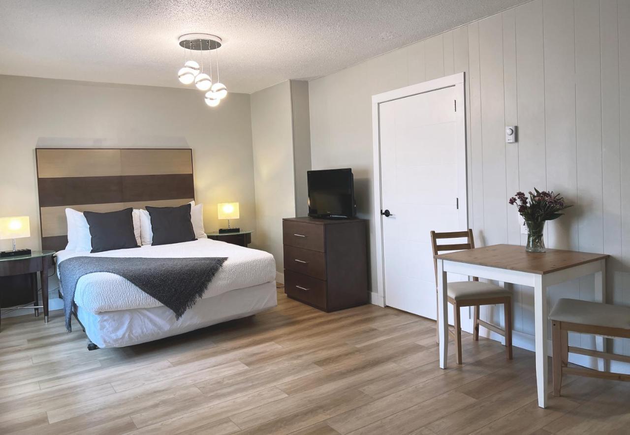 Oceanside Villas Сешелт Екстериор снимка