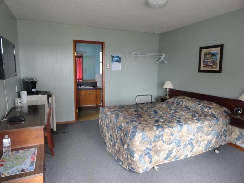 Oceanside Villas Сешелт Екстериор снимка
