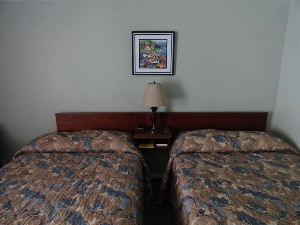 Oceanside Villas Сешелт Екстериор снимка